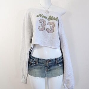 y2k new york 33 cropped sweatshirt off shoulder grey varsity size S